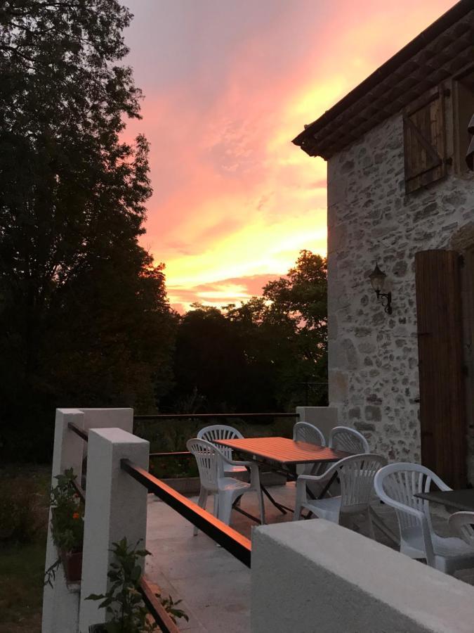 Domaine Des Chabriers Bed & Breakfast Ourches Dış mekan fotoğraf