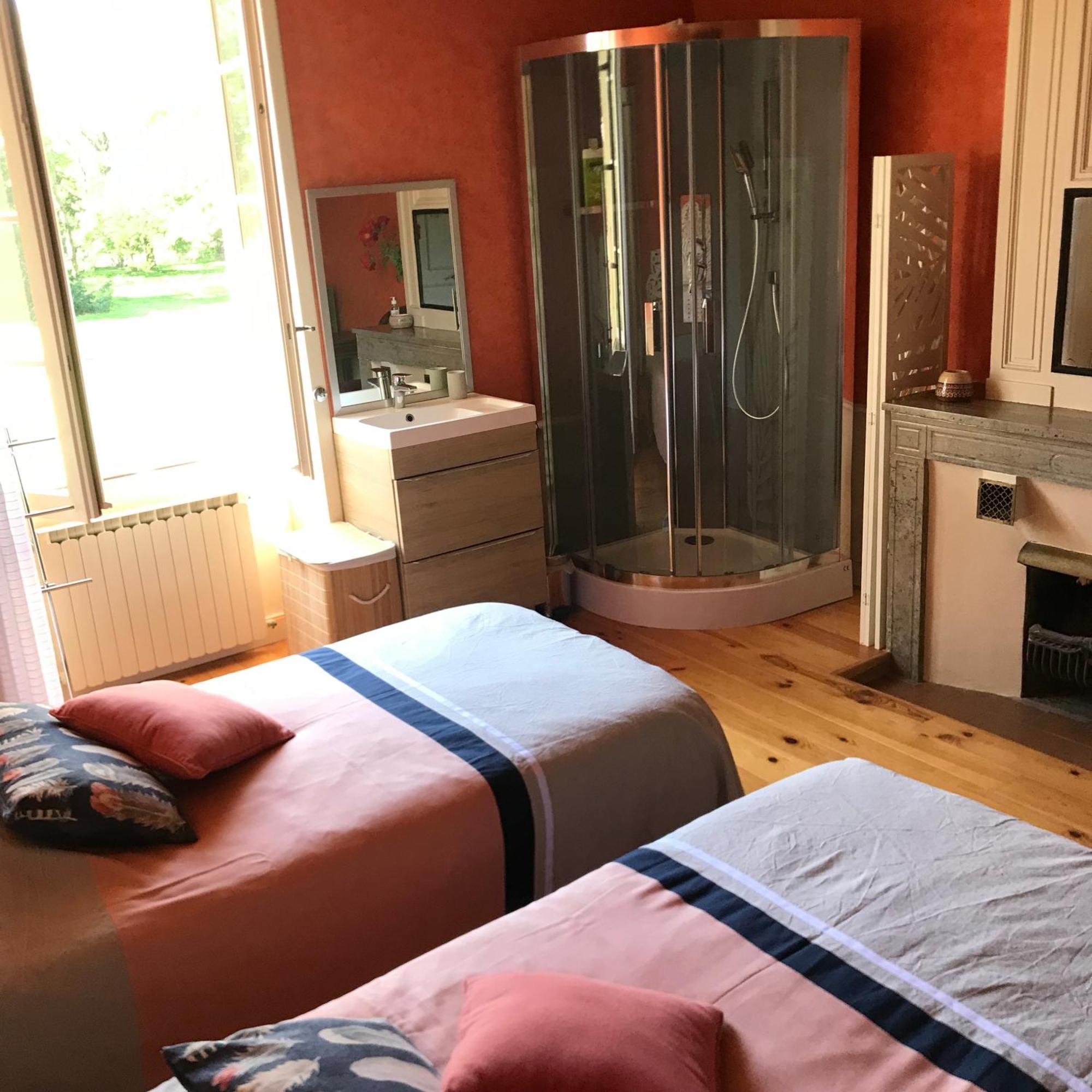 Domaine Des Chabriers Bed & Breakfast Ourches Dış mekan fotoğraf